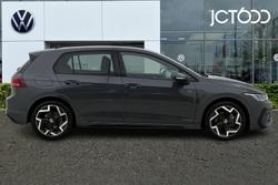 VOLKSWAGEN Golf Photo 4
