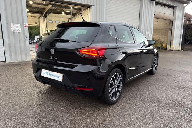 SEAT Ibiza Photo 22