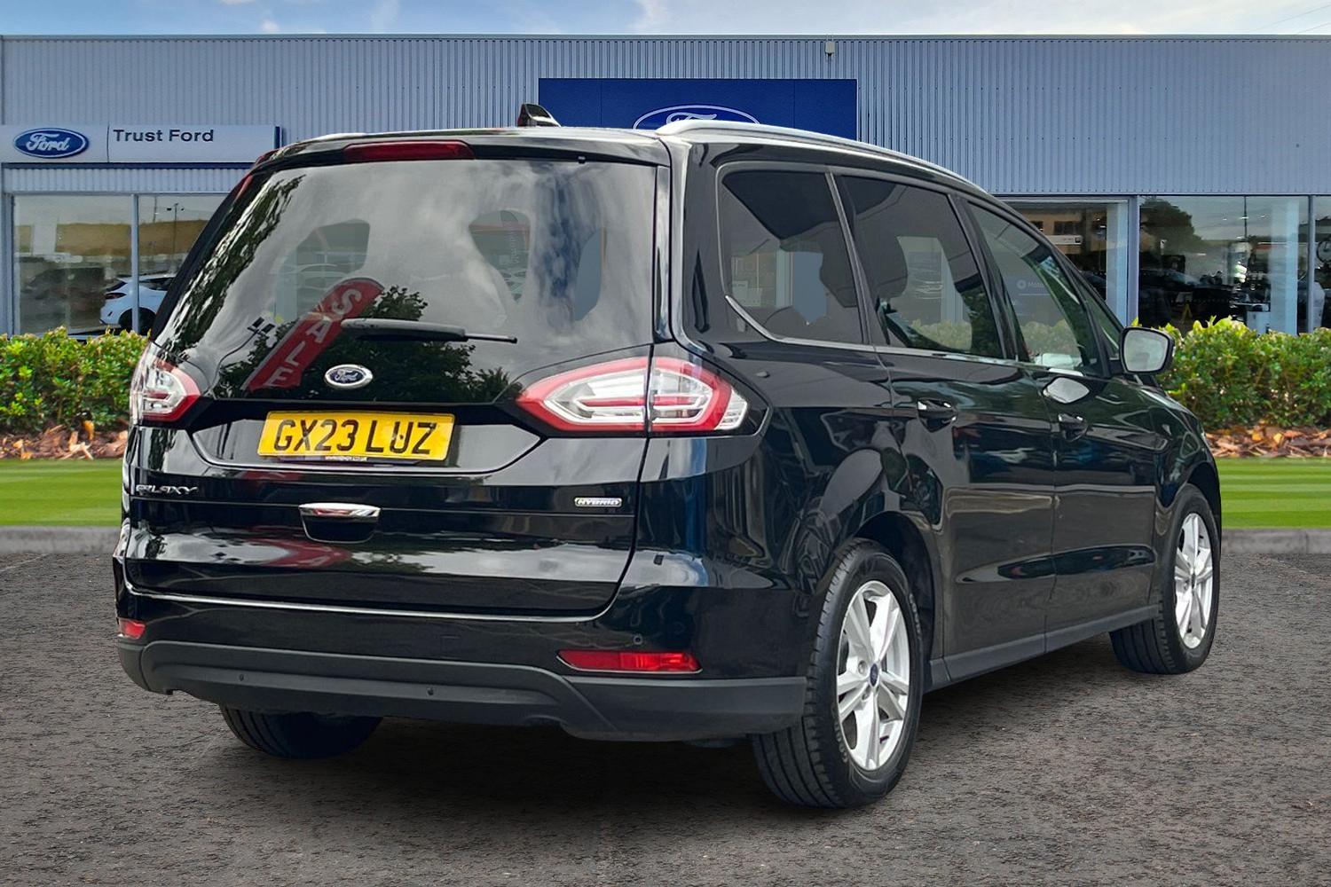 Ford GALAXY Photo 3
