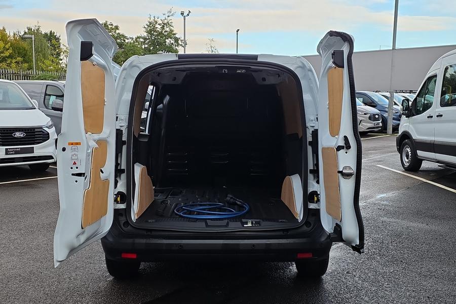 Ford E-TRANSIT COURIER Photo autoimg-f632904075a6eb797db93270a4282a5510465359.jpg