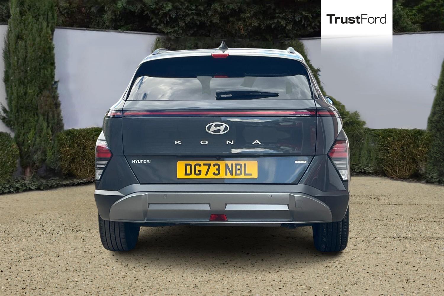 Hyundai KONA Photo 6