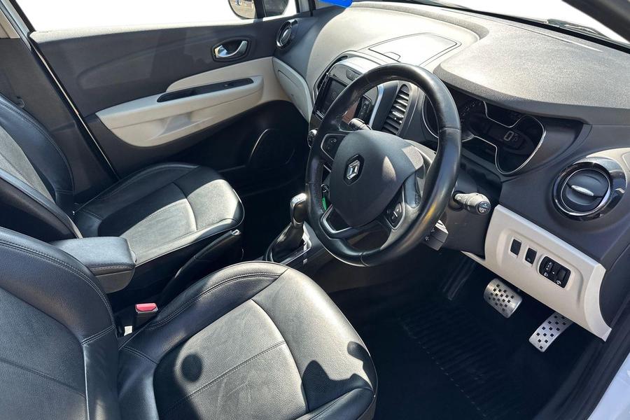 Renault CAPTUR Photo autoimg-f637f95db7a6071cd305f7e2966b866e8be3e2b0.jpg