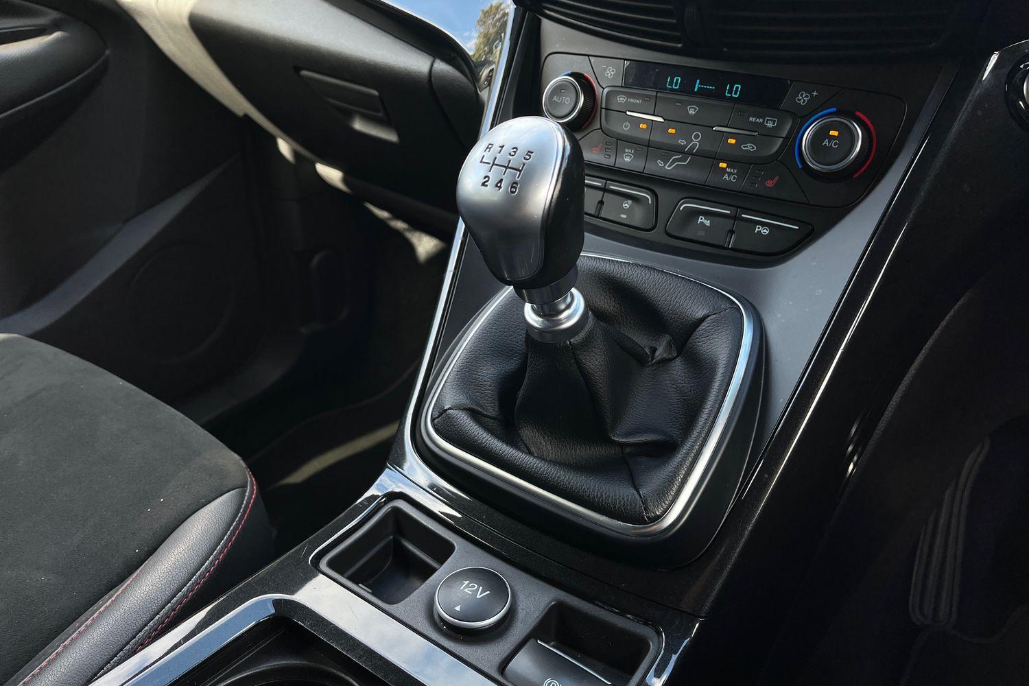 Ford Kuga Photo 35