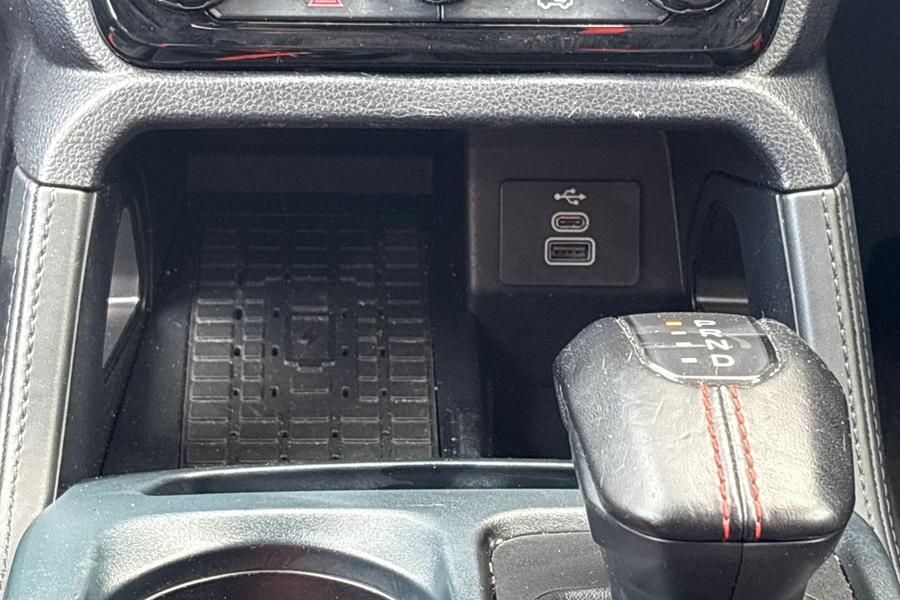 Ford RANGER Photo autoimg-f63c9af1d6d35bafdcaa6ea780b2a2fbe99467f7.jpg