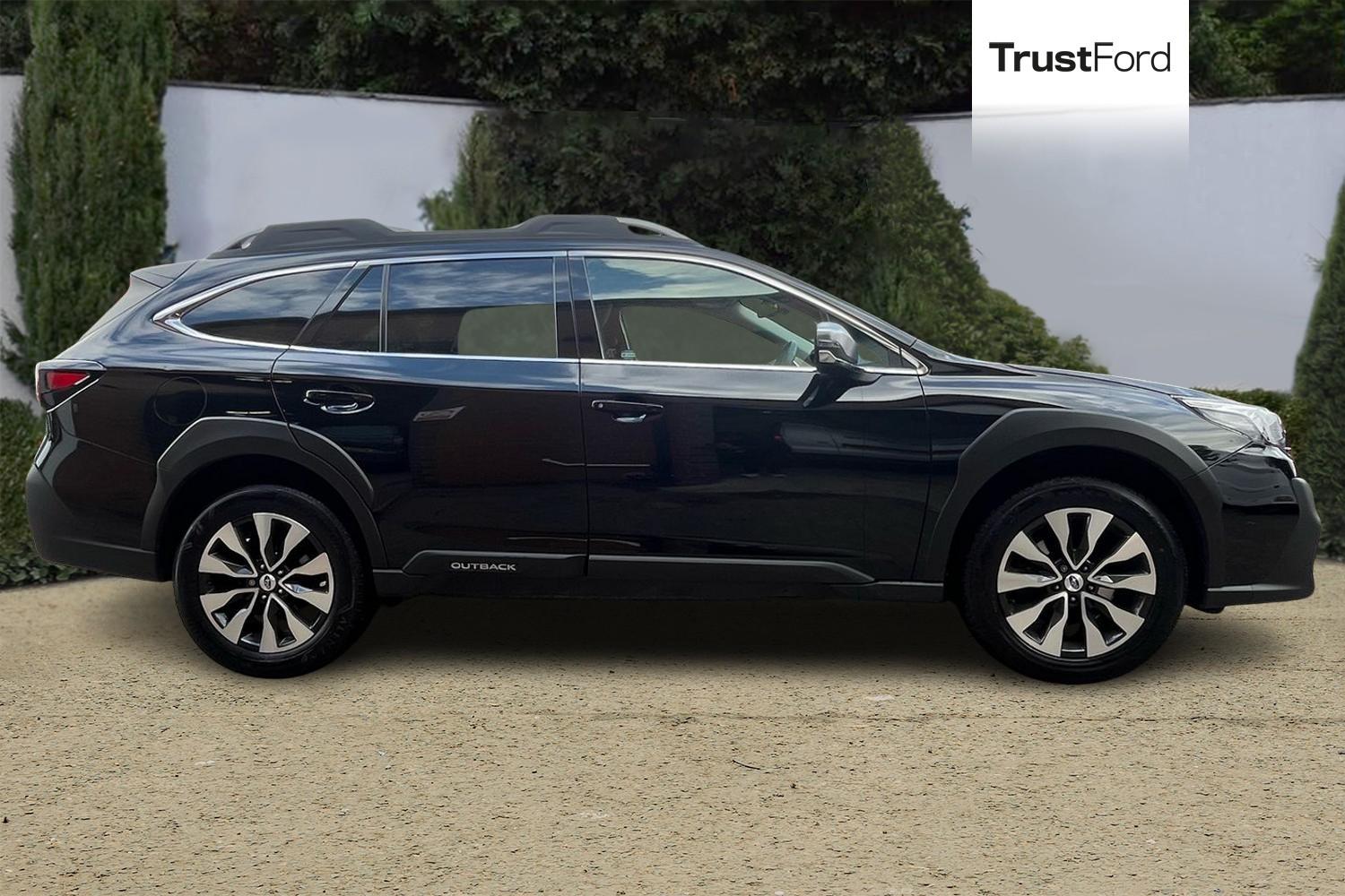 Subaru OUTBACK Photo 2