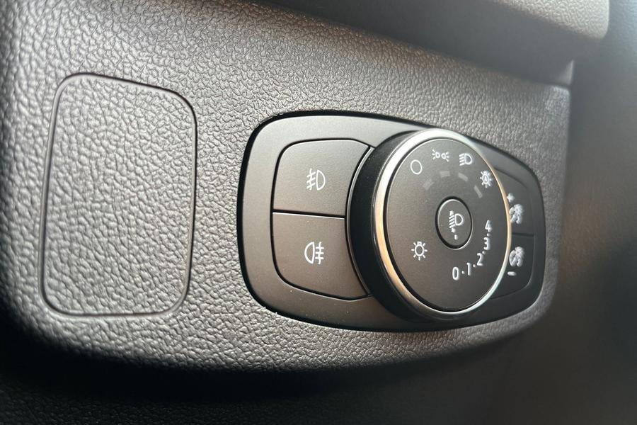 Ford Focus Photo autoimg-f63d88f71977a62c9256fc669ed8297f5d1aec72.jpg