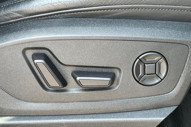 AUDI e-tron Photo 29