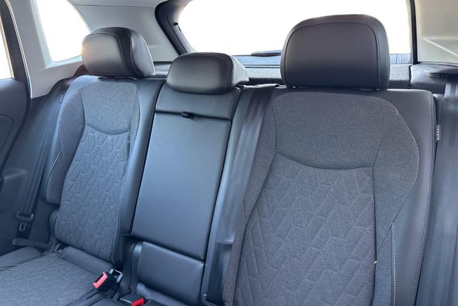 VOLKSWAGEN Tiguan Photo 9