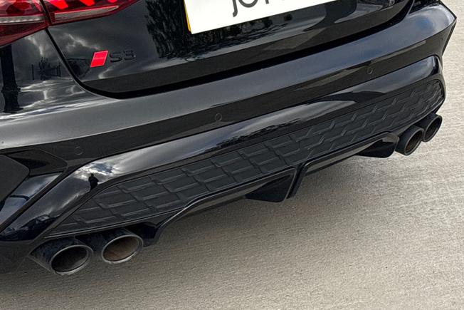 Audi S3 Photo 22
