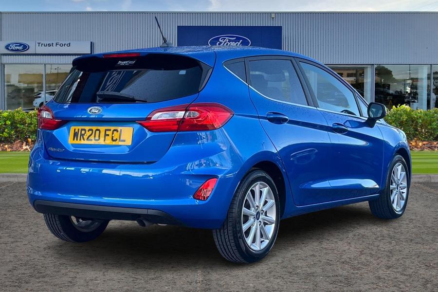 Ford FIESTA Photo autoimg-f647d07d8404bba09b07a5ca38c18d8bfd93aaa8.jpg