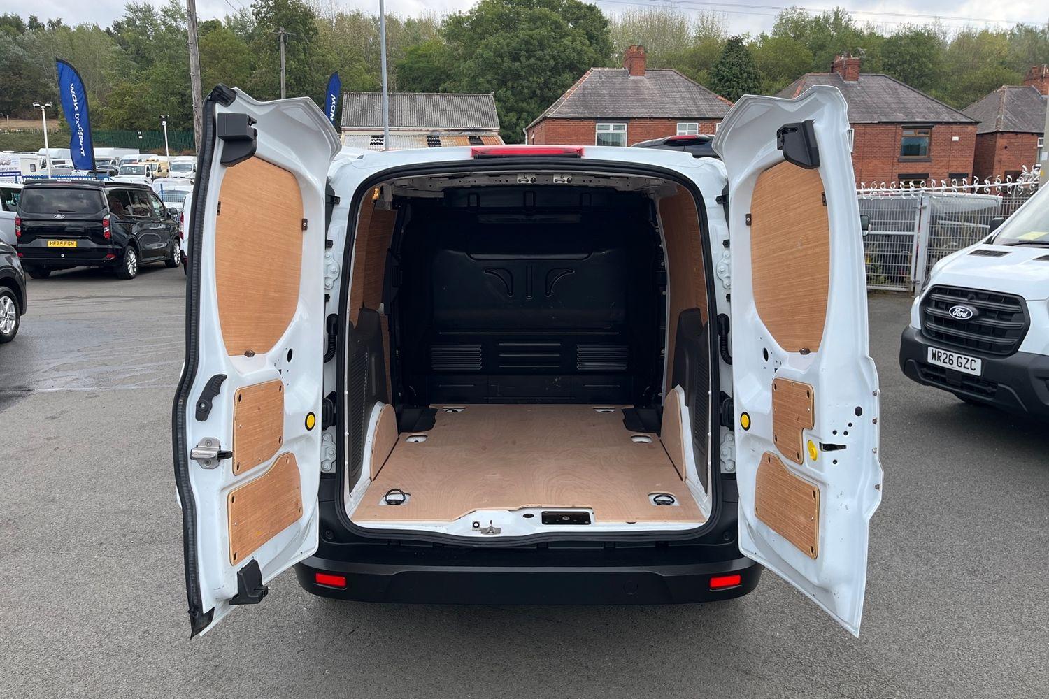 Ford TRANSIT CONNECT Photo 6