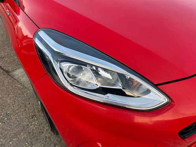 FORD Fiesta Photo 19