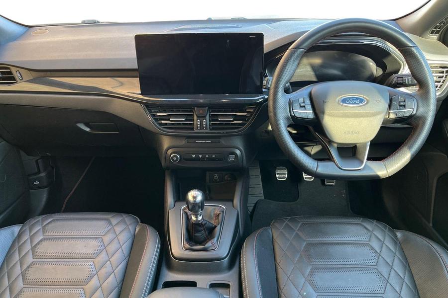 Ford FOCUS Photo autoimg-f65bd19556be55494d2f1dceed4b0b7e7a06d632.jpg