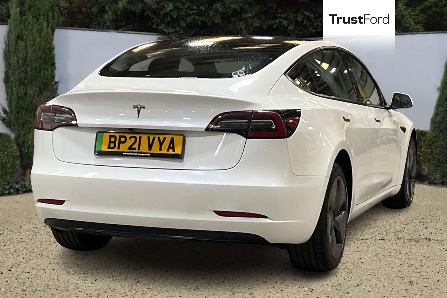 TESLA MODEL 3 Photo 3