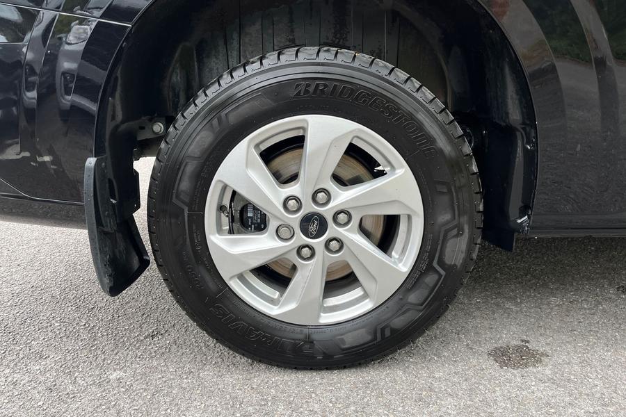 Ford E-TRANSIT CUSTOM Photo autoimg-f65d296671daeb49afb06464e406b8ad0c67a354.jpg