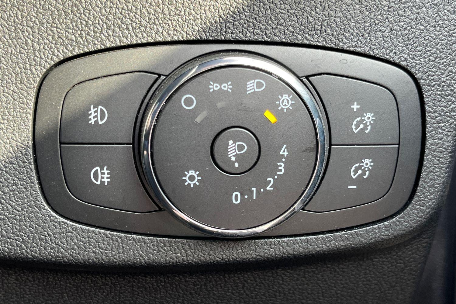 Ford Focus Photo 22