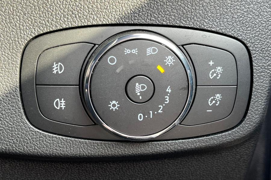 Ford Focus Photo autoimg-f65dea9655bb80d67c7f26173478b03b86fac2f8.jpg