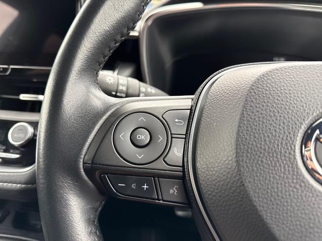 TOYOTA Corolla Photo 16