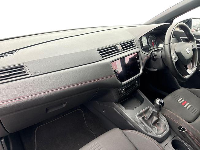 SEAT Ibiza Photo 2