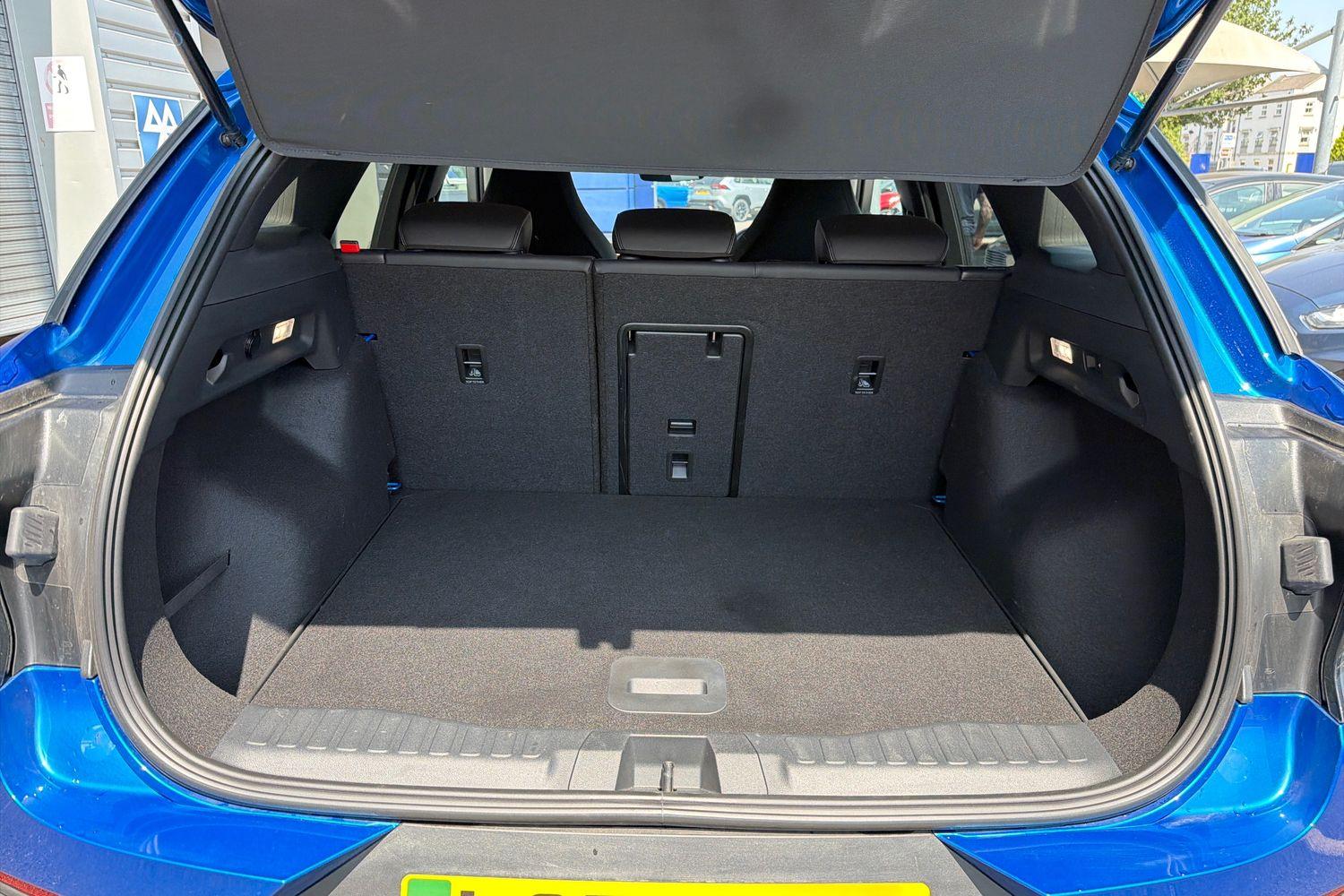 Ford Explorer Photo 20