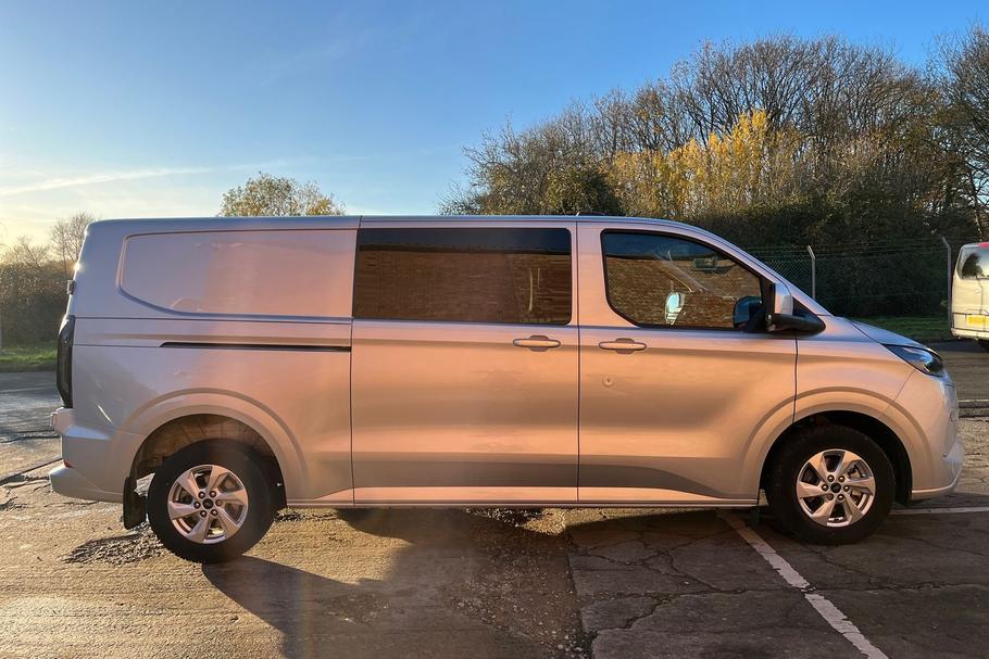 Used Ford TRANSIT CUSTOM 23