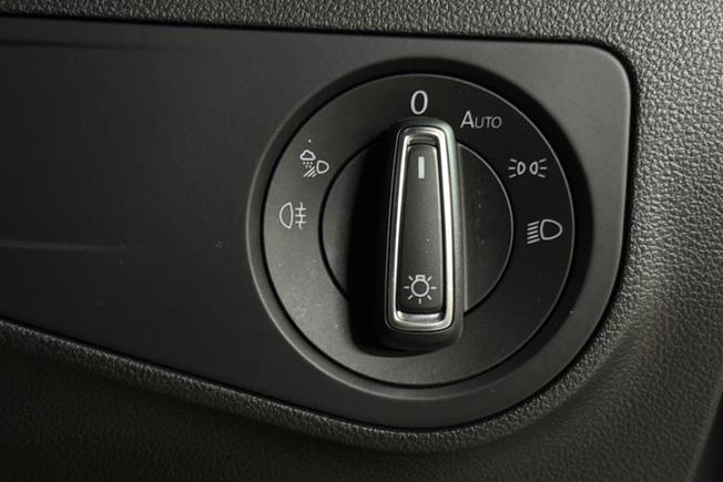 VOLKSWAGEN Tiguan Photo 26