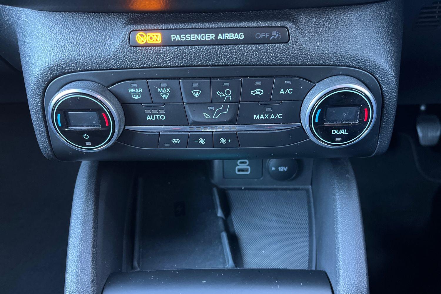 Ford Focus Photo 33