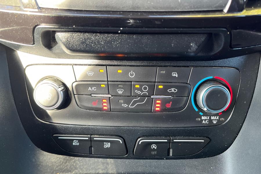 Ford TRANSIT CONNECT Photo autoimg-f667403410f00b1bbb8e6d843c85a4d0b5c34d48.jpg