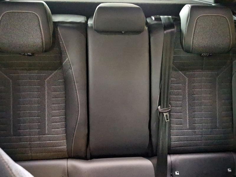 Used Peugeot 3008 BG74VCU 29