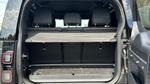 Land Rover Defender Photo 9