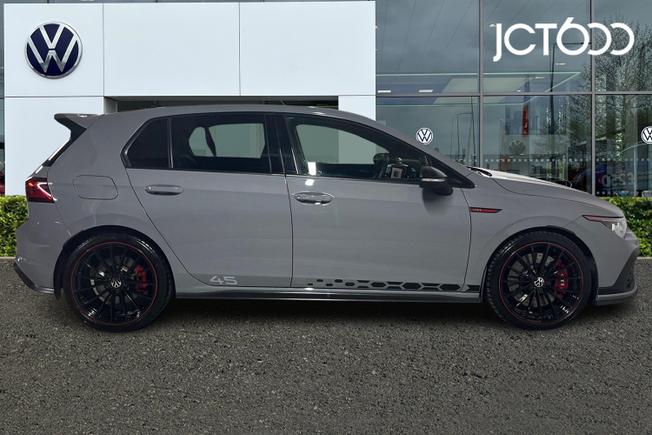 VOLKSWAGEN Golf Photo 4