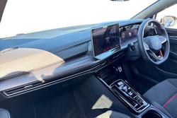 Volkswagen Golf Photo 2
