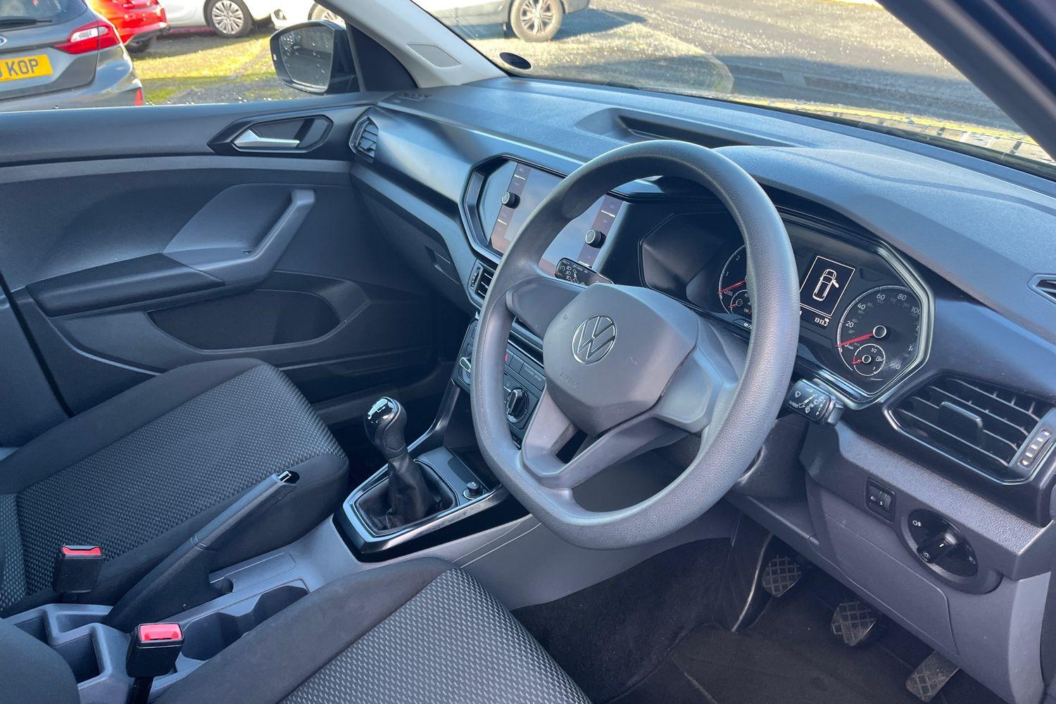 Volkswagen T-CROSS Photo 17