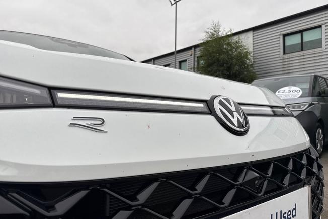 VOLKSWAGEN T-Roc Photo 57