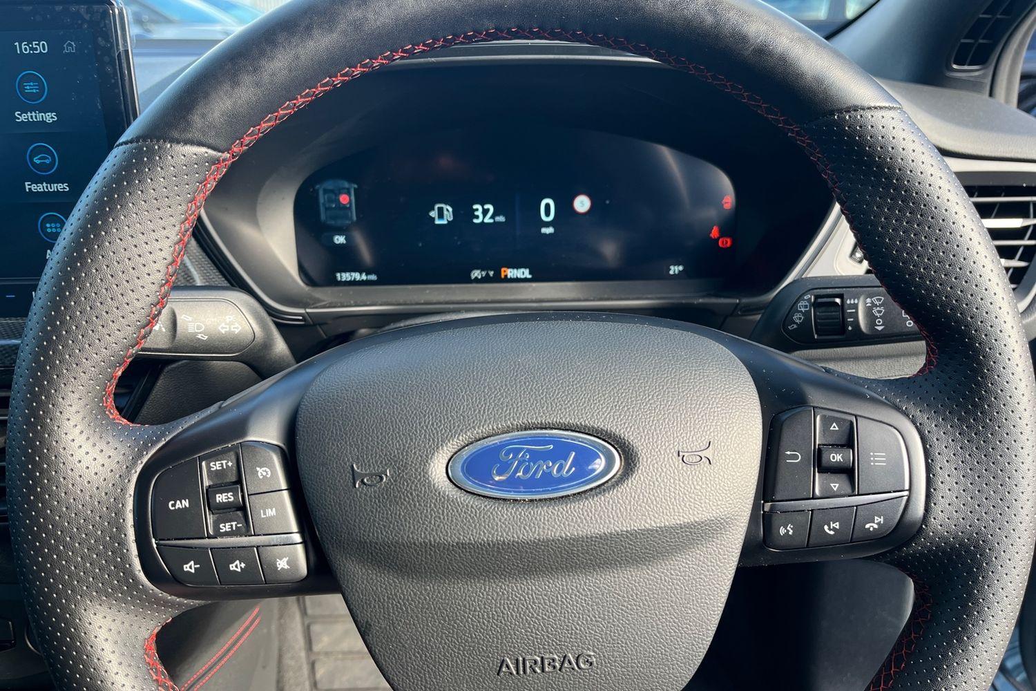 Ford Focus Photo 11