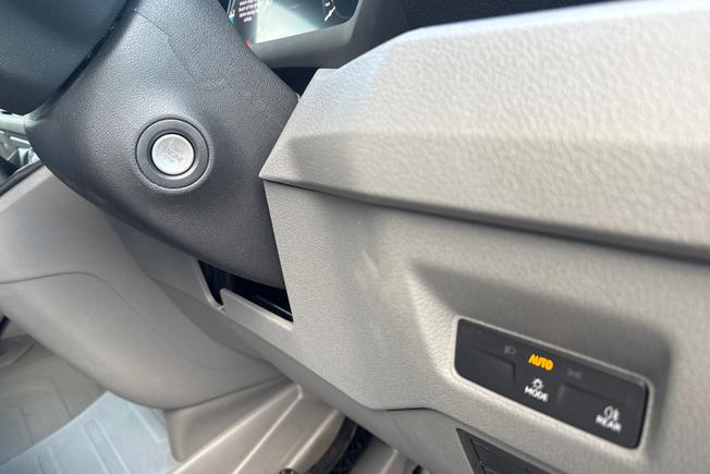 VOLKSWAGEN Crafter Photo 28