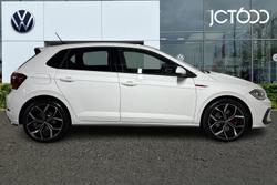 VOLKSWAGEN Polo Photo 4