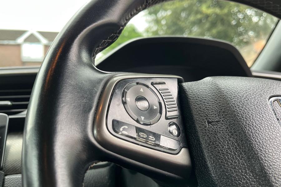 Honda CIVIC Photo autoimg-f68771c852b6d06bc2ed7d5c41073e5a28bdd9ce.jpg