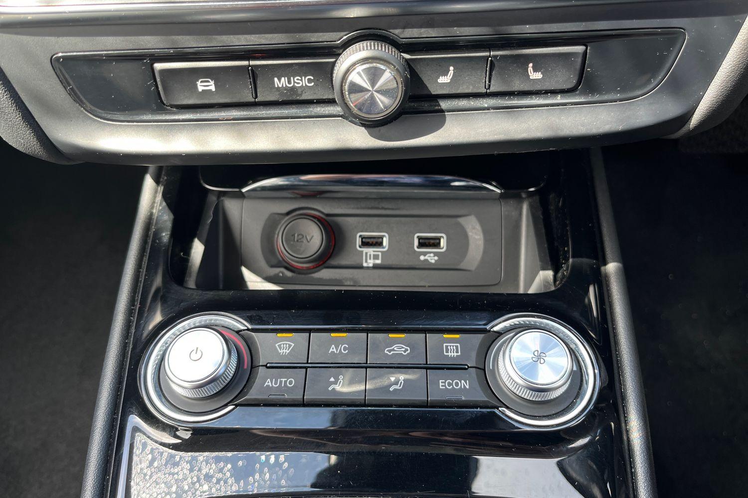MG MG5 Photo 32