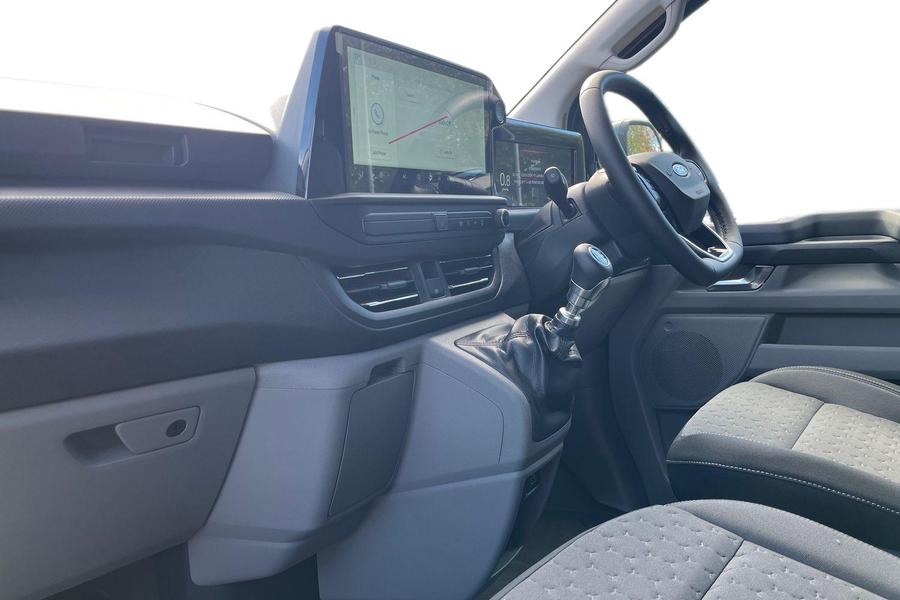 Ford TRANSIT CUSTOM Photo autoimg-f68a782877771dd963a4a32da90b38b6accb7d97.jpg