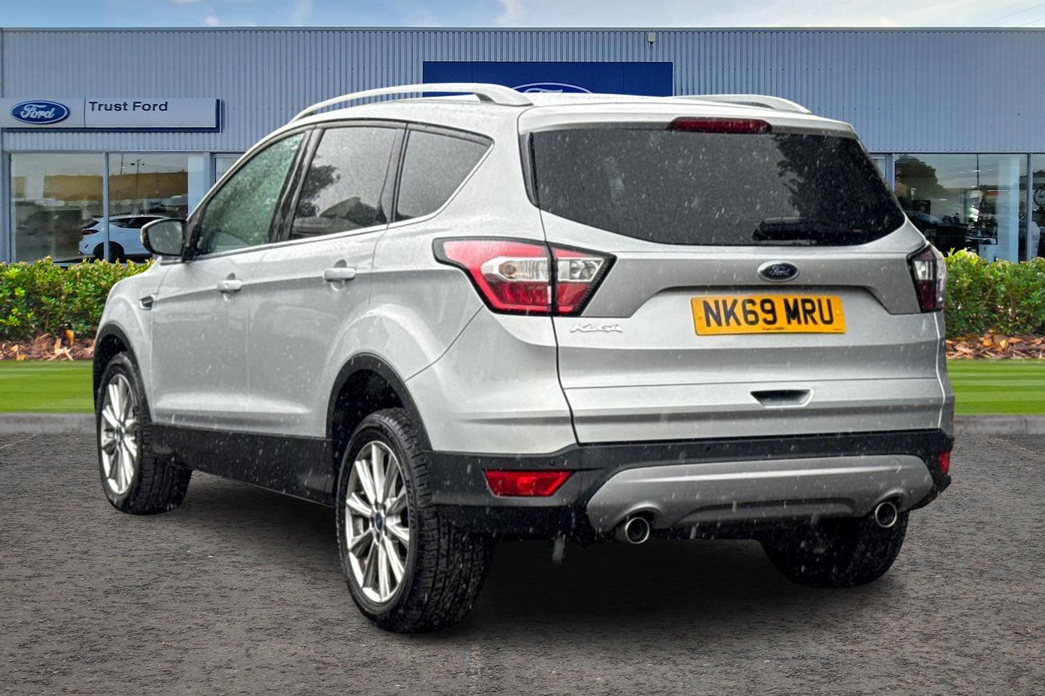 Ford KUGA Photo 1