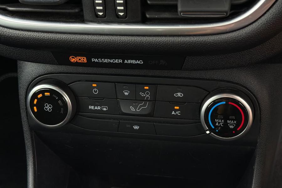 Ford FIESTA Photo autoimg-f68c77c1c83472170c2065609e8c8761807326b4.jpg
