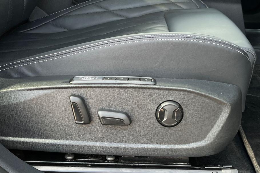 Used Ford EXPLORER 36