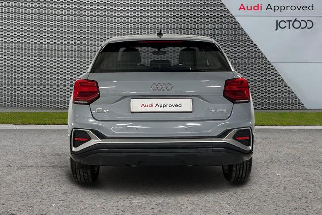 Audi Q2 Photo 7