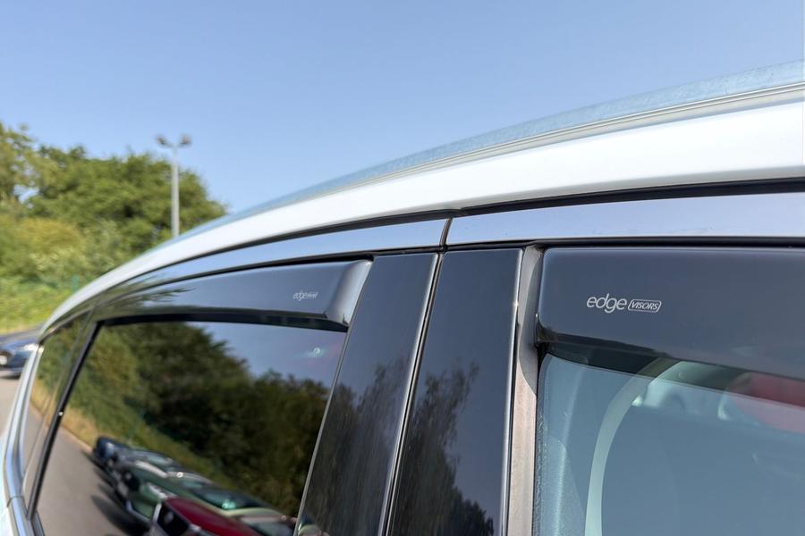 Ford S-MAX Photo autoimg-f697e84ce4c44a11fcb256b541607cbda4235a88.jpg