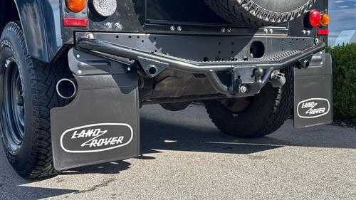 Land Rover Defender Photo autoimg-f69974057f24f698e533c1b48ee5c67f41def40d.jpg