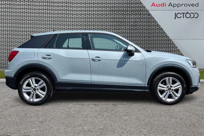 AUDI Q2 Photo 4