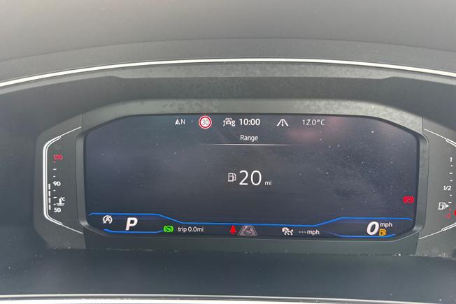 VOLKSWAGEN Tiguan Photo 15