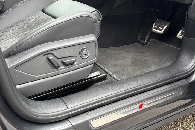 AUDI Q5 Photo 31