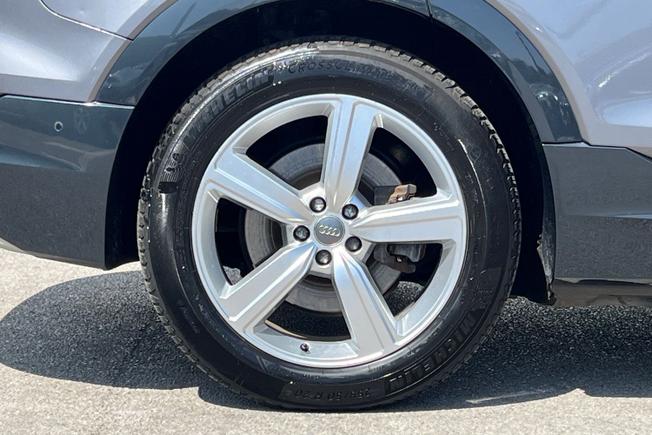 AUDI e-tron Photo 5